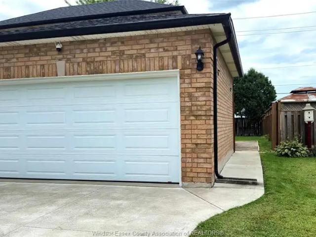 265 GERALDINE CRESCENT Unit# LOWER