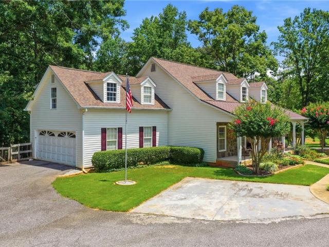 265 Glen Wilkie Trail