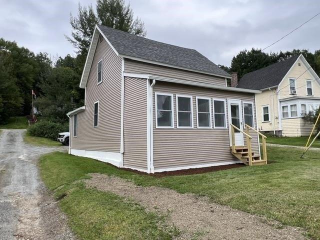265 Glen Rd, Newport City, VT 05855