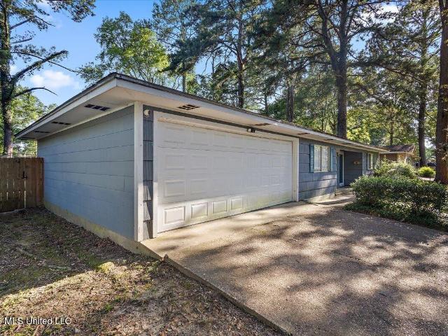 265 Glenside Drive
