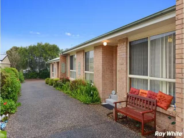 2/65 Griffiths Street, OAK FLATS Apartment for rent Listed by.