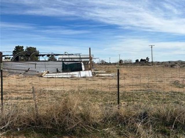 265 E Balboa Ave, Mojave, CA 93501