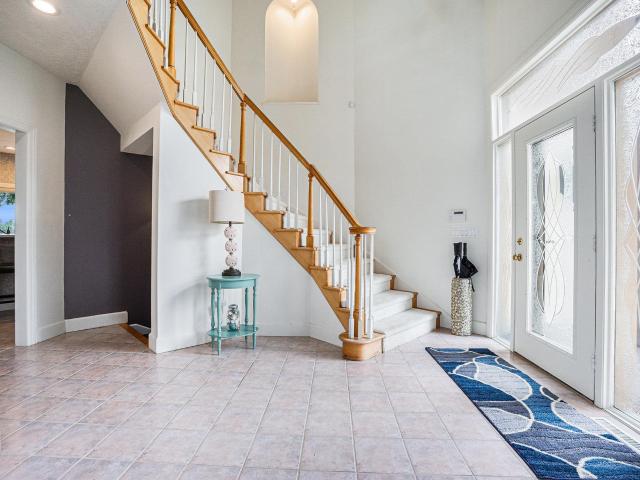 265 Lakeshore Drive