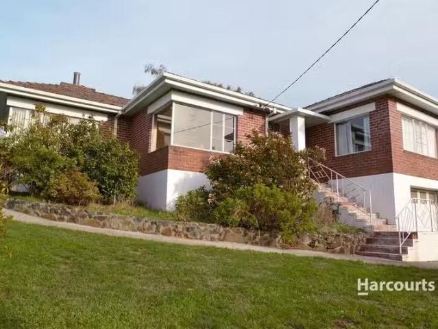 265 Mount Street, UPPER BURNIE, TAS 7320 House for Rent