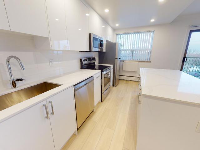 265 Reynolds 265 Reynolds Plan F Apartment for Rent