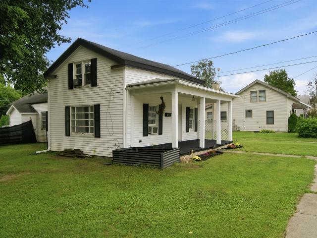 265 W 4th Street