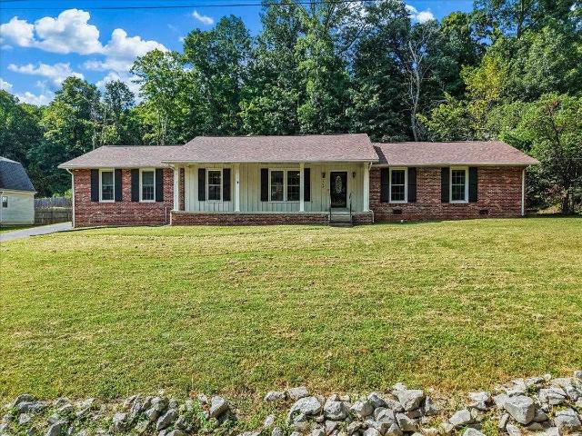 265 W Windsor Circle