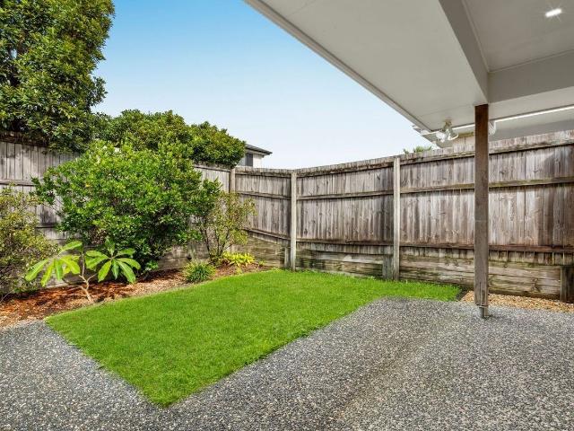 2/65 Woodrose Circuit, PIMPAMA, QLD 4209