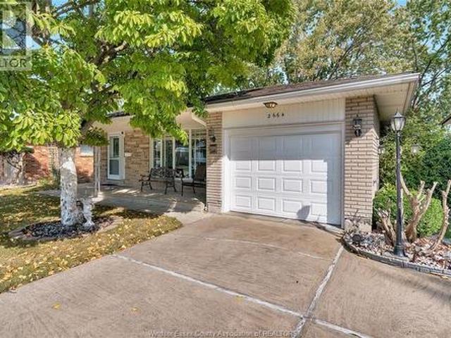 2664 Rivard, Windsor, ON, N8T 2H5 house for sale | Listing ID 26026 | Royal LePage