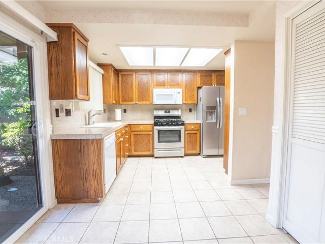 2665 Waverly Court