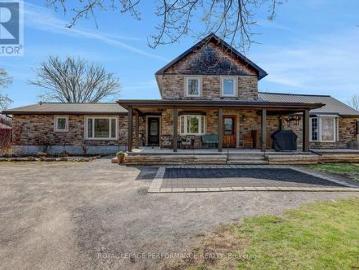 2666 Yorks Corners Road, Ottawa, ON, K0A 1V0 house for sale | Listing ID X13053 | Royal LePage