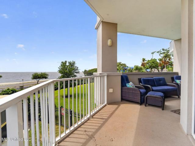 2668 Beach Boulevard