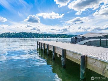 2668 E Lake Sammamish Parkway NE