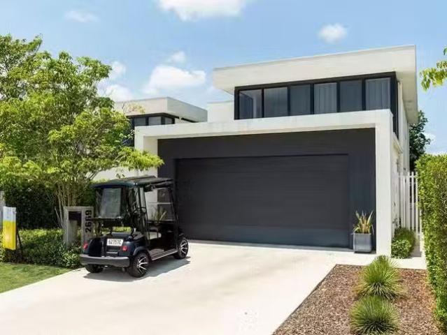 2669 The Address, Hope Island, QLD 4212