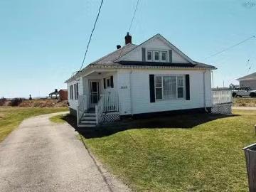 2660 Main Street, Clark'S Harbour, NS, B0W 1P0 house for sal.