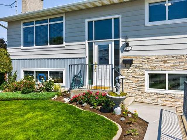 2660 Argyle Avenue, Kamloops, BC, V2B 4T8 house for sale | Listing ID 10395 | Royal LePage