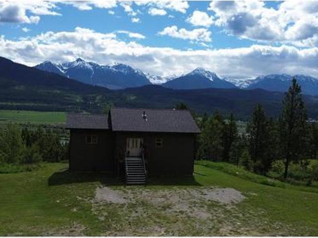 2660 95 Highway, Brisco, BC, V0A 1B0 house for sale | Listing ID 10390 | Royal LePage