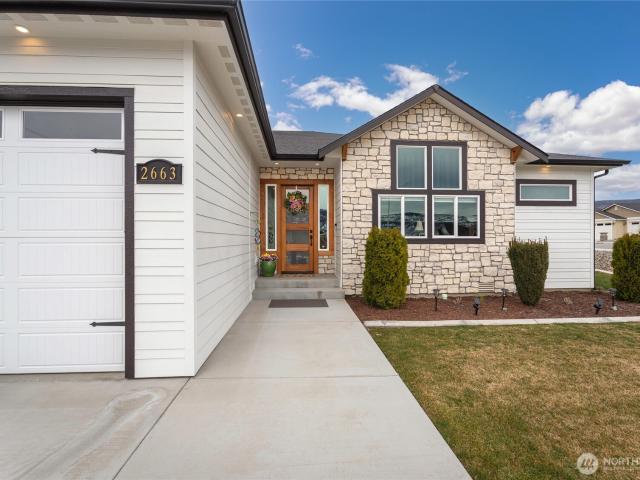 2663 7th St NE, East Wenatchee, WA 98802 | MLS #2493