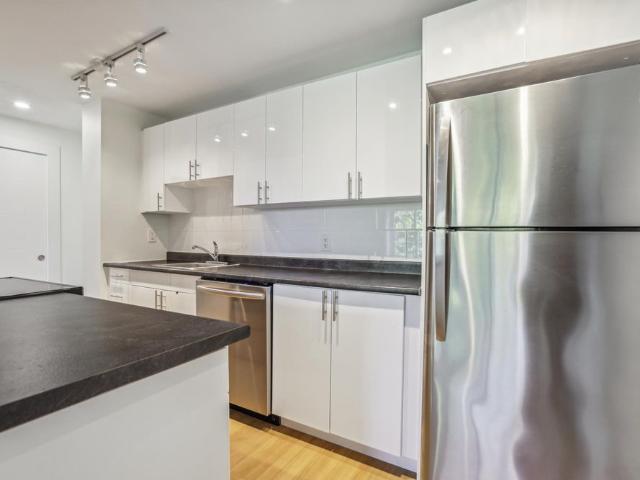 266 Bronson Avenue | All Inclusive!