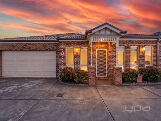 2/66 McBurnie Drive, KURUNJANG