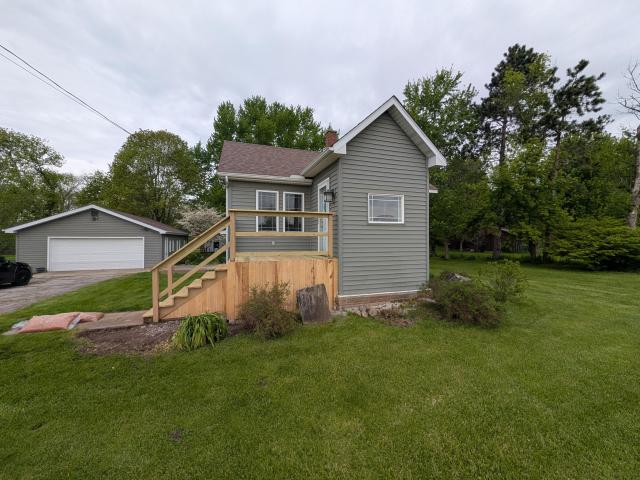 2677 E State Rd 2
