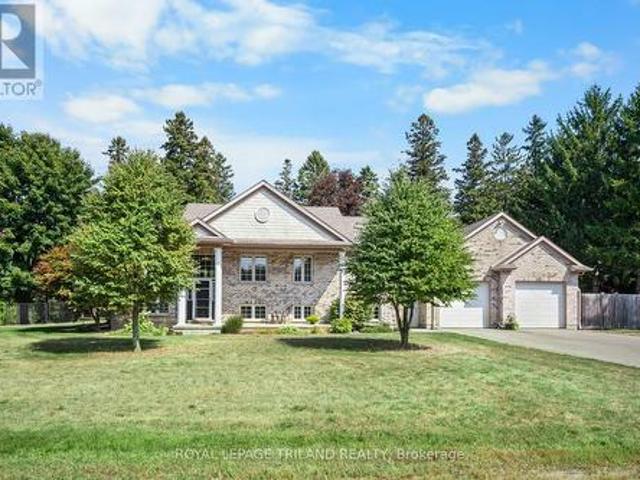2670 Putnam Road, Thames Centre Putnam, ON, N0L 2B0 house for sale | Listing ID X13049 | Royal LePage