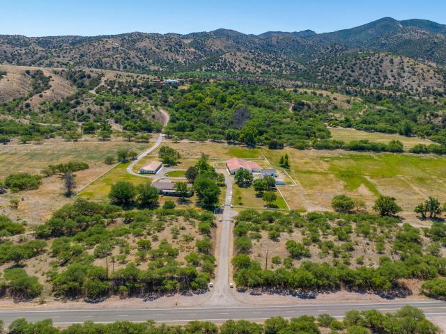 2671 Highway 82