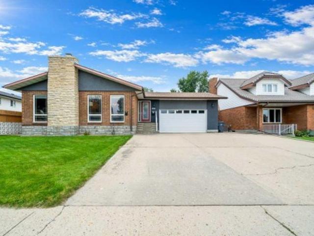 2672 12 Avenue Se, Medicine Hat, AB, T1B 1V6 house for sale | Listing ID A2344 | Royal LePage