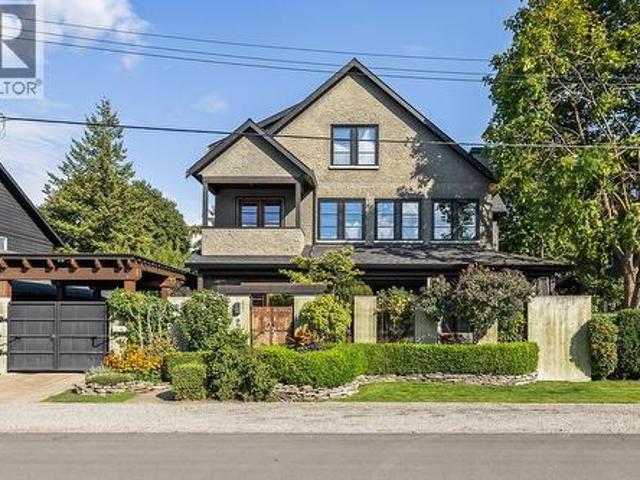 2673 Bath Street, Kelowna, BC, V1Y 1M3 house for sale | Listing ID 10385 | Royal LePage