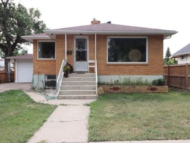 267 3 Street Nw, Medicine Hat, AB, T1A 6K8 house for sale | Listing ID A2346 | Royal LePage