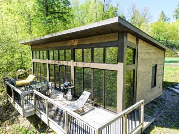 267 Ch. Des Castors, Mont Tremblant, QC, J8E 1R4 Luxury House for sale | Listing ID 19924 | Royal LePage Carriage Trade Luxury Properties