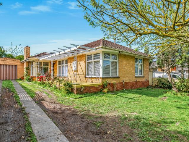 267 Blackburn Road, Blackburn South