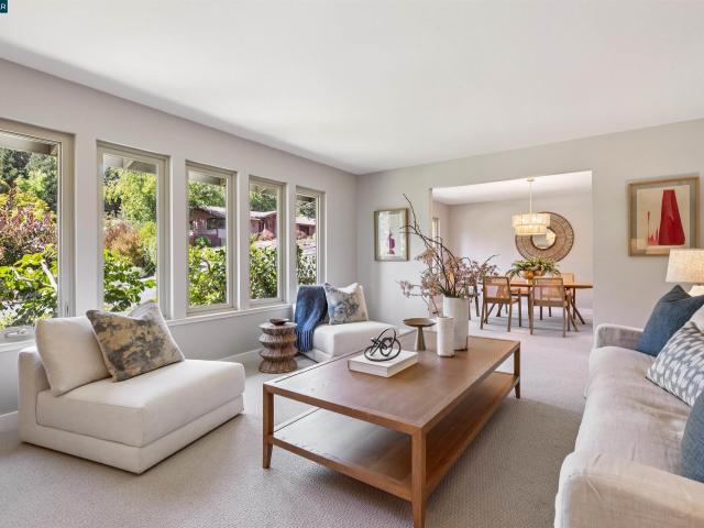 267 Fernwood Dr