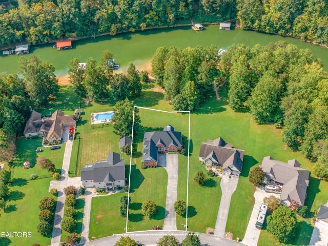 267 Paradise Lane