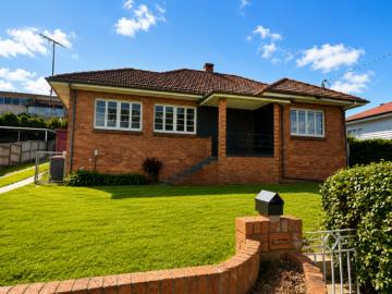 267 rode road wavell heights qld house for rent lj hooker