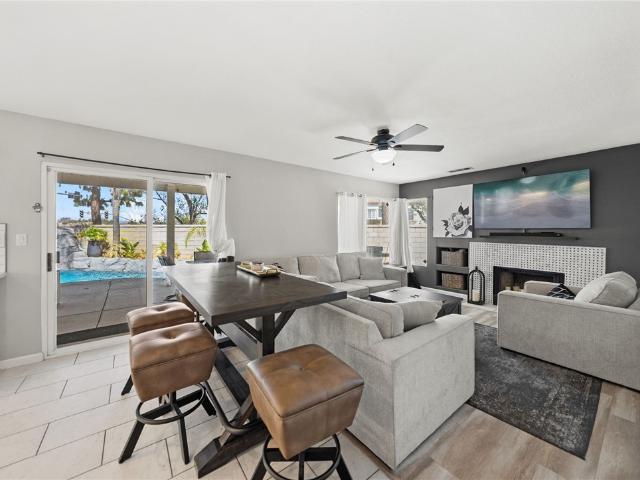 26840 Redwood