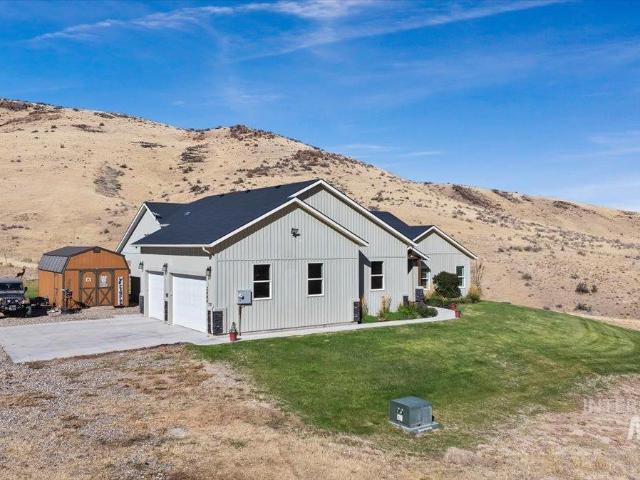 2689 Rock Creek Rd