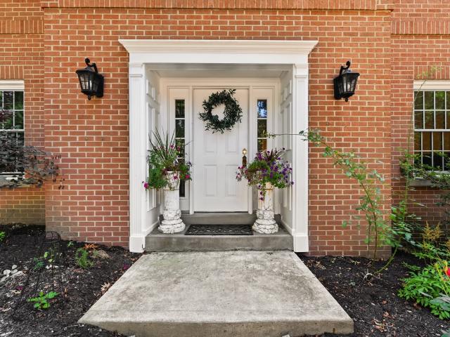 2689 Timberglen Drive
