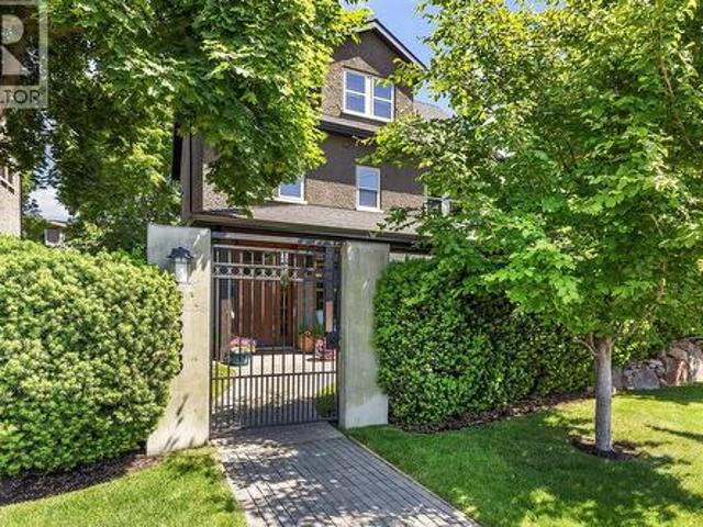 2683 Bath Street, Kelowna, BC, V1Y 1M2 house for sale | Listing ID 10390 | Royal LePage