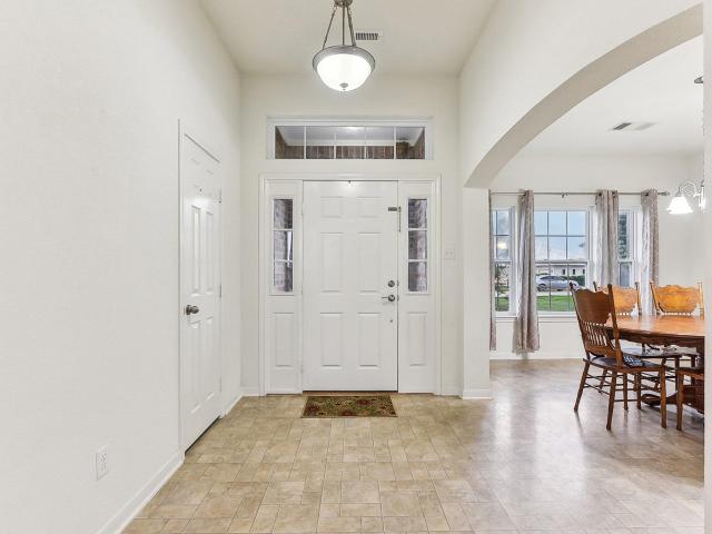 268 Chisholm Trl