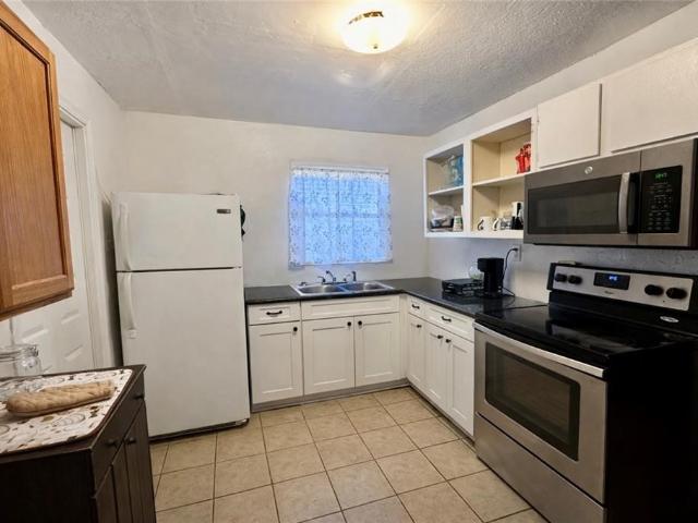 2695 Avenue I