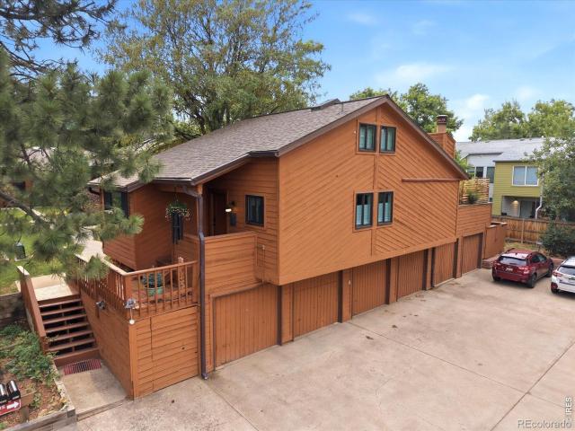 2695 Juniper Avenue