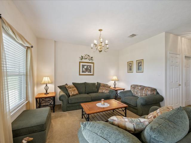 2695 Settler's Way Dr, Sealy, TX 77474 | MLS #10612