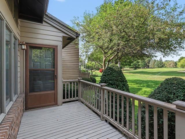 2698 Oakmont Drive