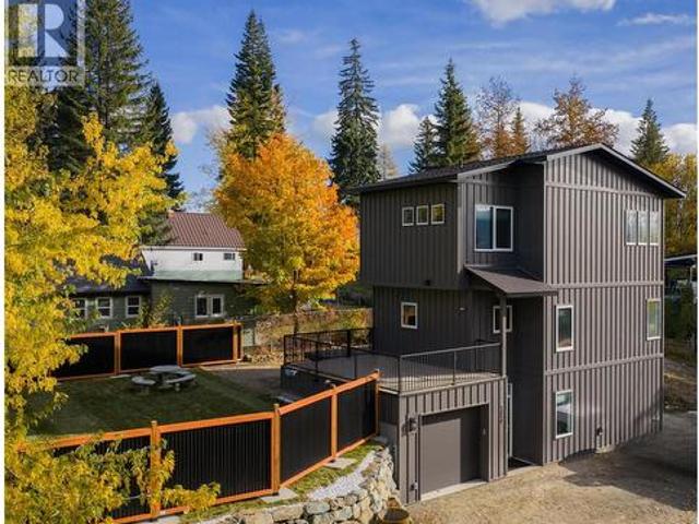 2690 Monte Christo Street, Rossland, BC, V0G 1Y0 house for sale | Listing ID 10397 | Royal LePage