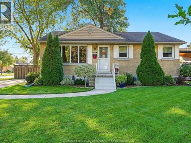 2691 Askin, Windsor, ON, N9E 3H8 house for sale | Listing ID 26025 | Royal LePage