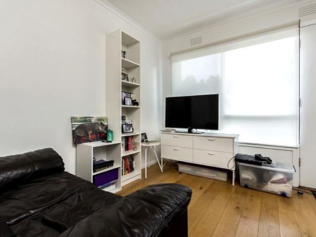 2/6 8 Stafford Street, HERNE HILL, VIC, 3218