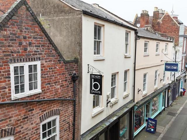 26 27 Princess Street, Shrewsbury 2 bed apartment to rent £1,150 pcm £265 pw