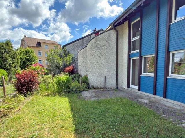 26 321 Charmantes 5.5 Zimmer Einfamilienhaus mit Potenzial
