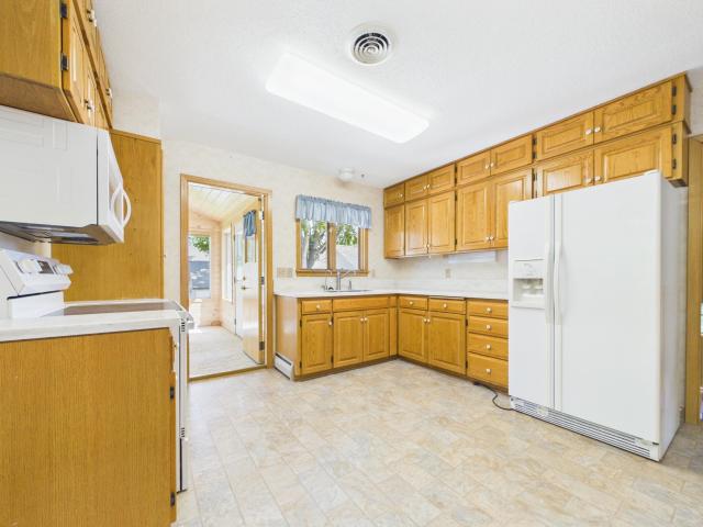 26 3rd Avenue SW